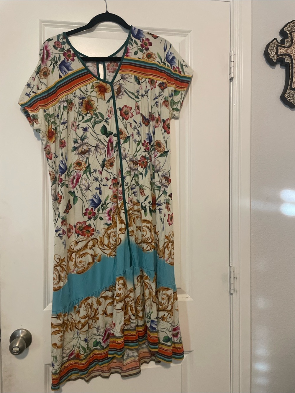 Floral Multicolor V-Neck Midi Dress
